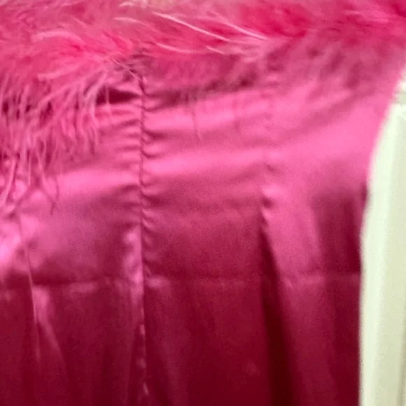 MORE TO COME Dress Size Medium - Picture 6 of 7